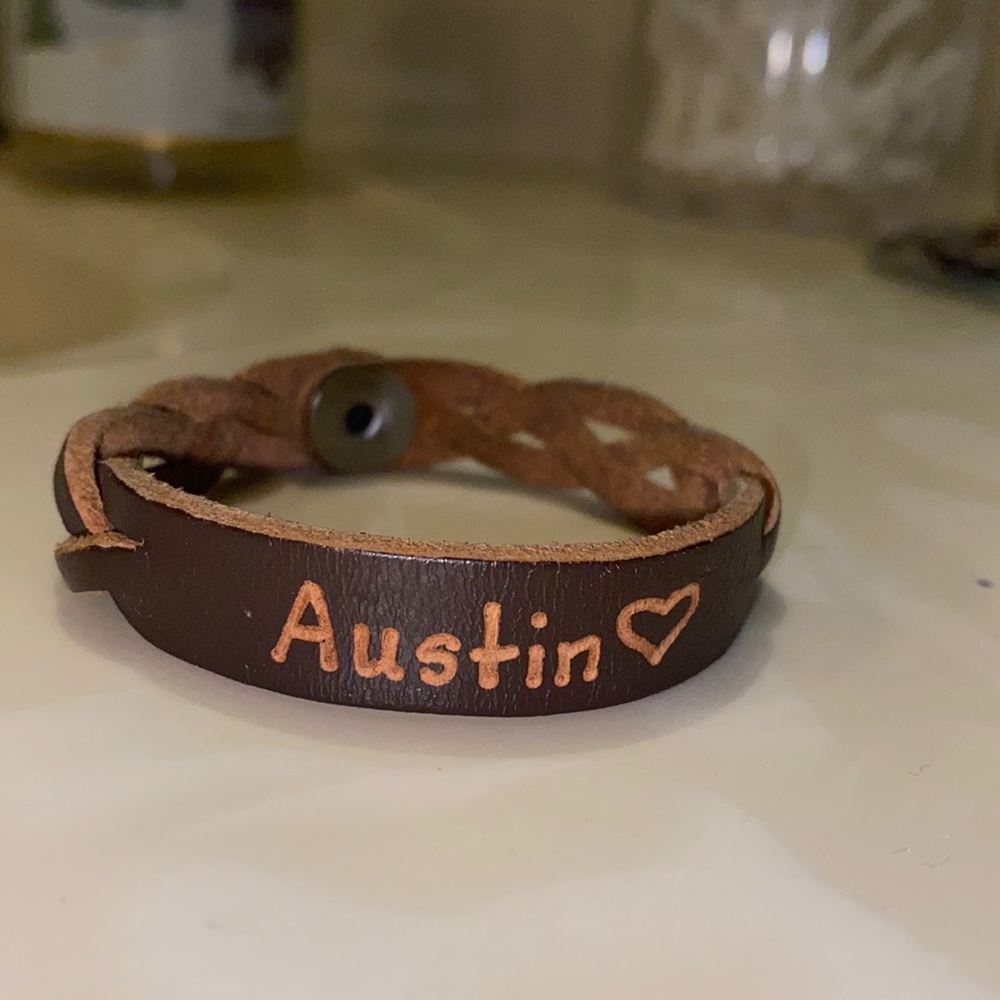 bracelet